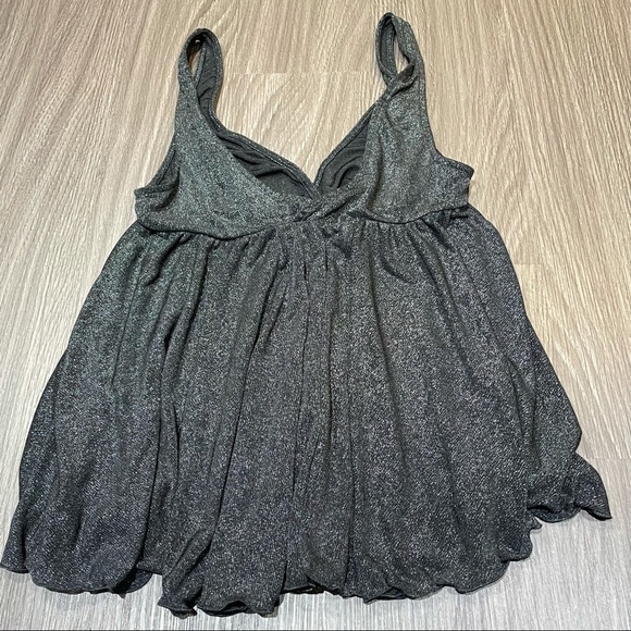 NWOT Black Small Victoria Secret V-Cut Camisole - Picture 5 of 5